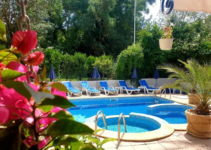 Feniks Hotel Lozenets