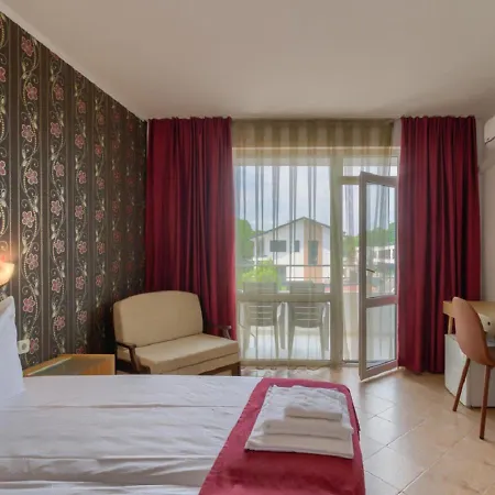 Feniks Hotell