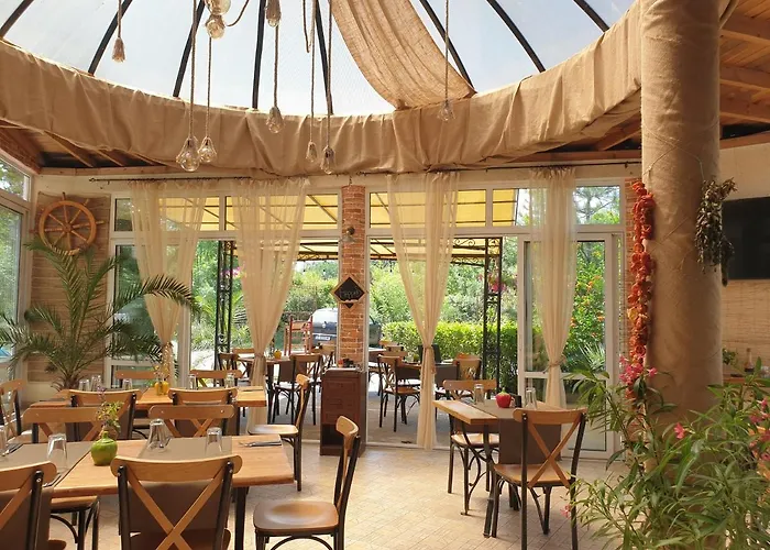 Feniks ホテル ロゼネッツ